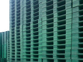 大型プラスチックパレットのある風景⑦