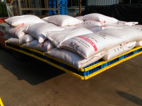 大型プラスチックパレットのある風景⑨