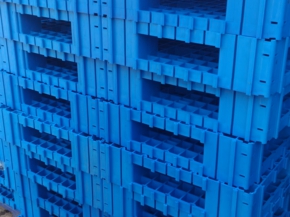 大型プラスチックパレットのある風景⑩